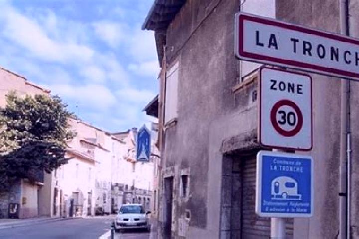 Victoria, 32 — Escort in La Tronche, France