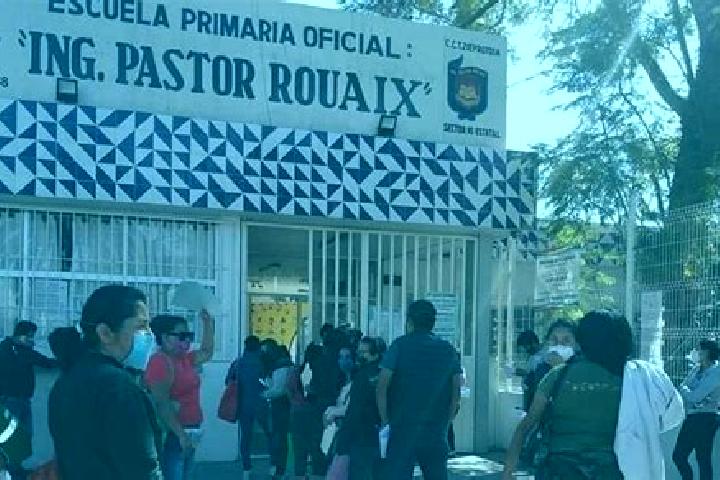Victoria, 32 — Escort in Pastor Rovaix, Mexico