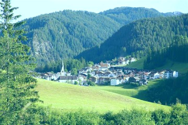 Victoria, 32 — Escort in San Martino in Badia, Italy