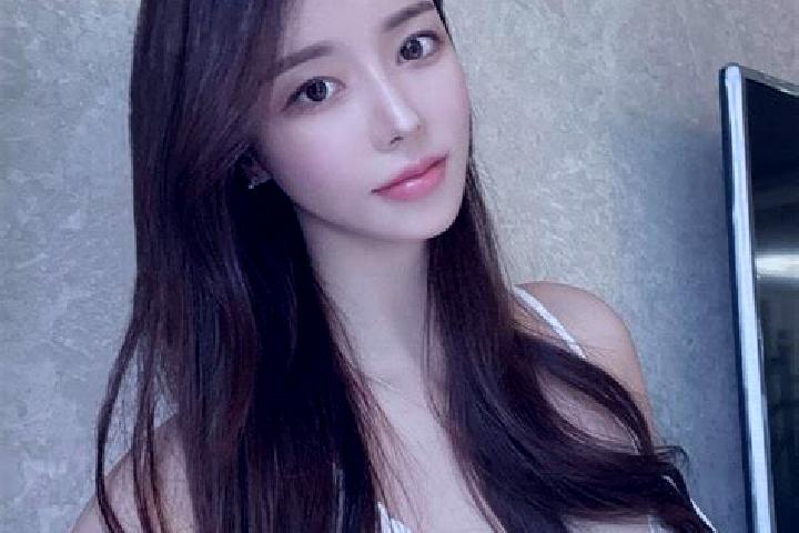 Victoria, 32 — Escort in Shanmuqiao, China