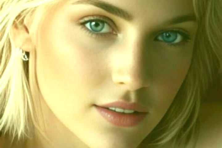 Victoria, 33, a blonde grey-eyed indian companion based in Jaisinghnagar. Offering Dinner Date, 69. Available for incall and outcall, day and evening dates.
