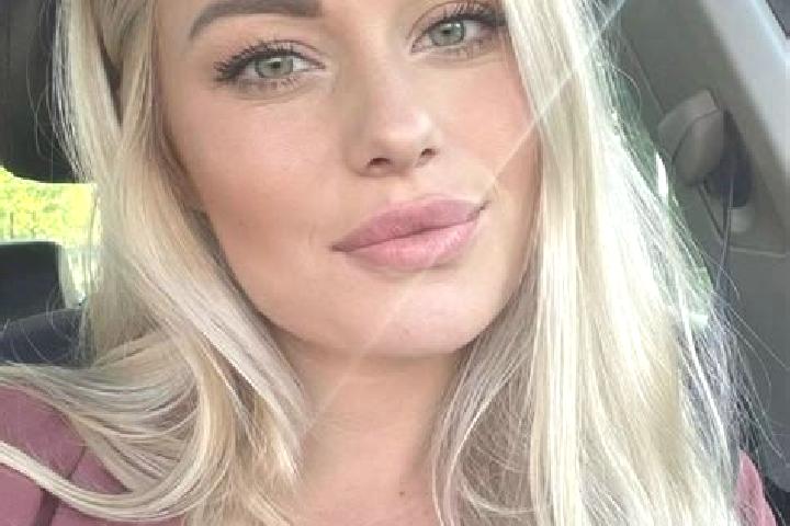 Victoria, 33, a blonde hazel-eyed mixed companion based in Palagonia. Offering Domination, BDSM, Girlfriend Experience, GFE, Overnight. Available for incall ...