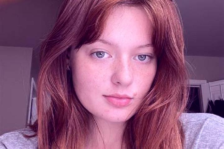 Victoria, 33, a red green-eyed caucasian companion based in Cravolandia. Offering Domination, Deep French Kissing. Available for incall and outcall, day and ...