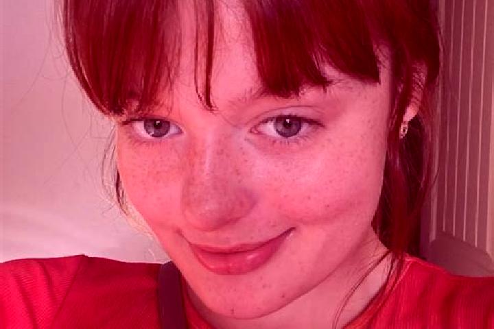 Victoria, 33, a red green-eyed caucasian companion based in Emmerschans. Offering Striptease, Fetish, Duos. Available for incall and outcall, overnight booki...
