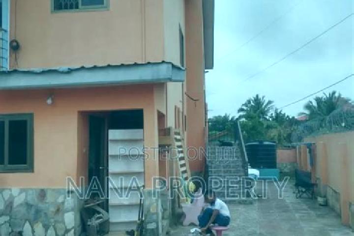 Victoria, 33 — Escort in Ashaiman, Ghana