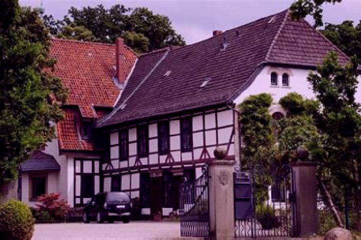Victoria, 33 — Escort in Bemerode, Germany