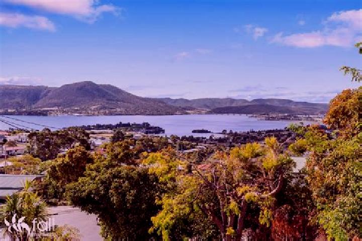 Victoria, 33 — Escort in Berriedale, Australia