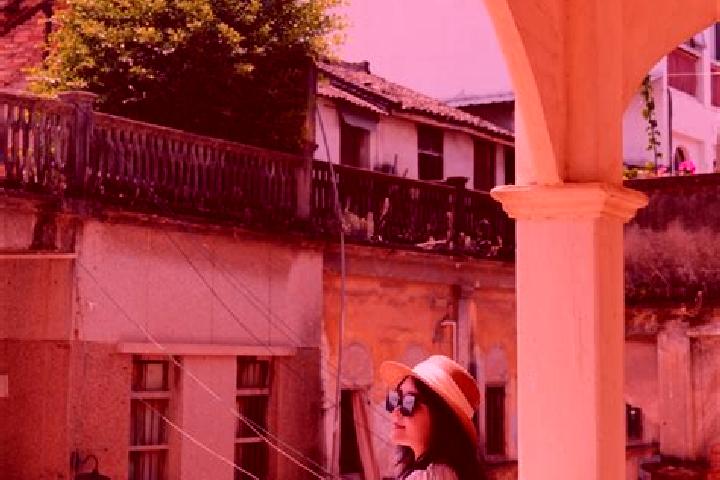 Victoria, 33 — Escort in Meixian, China