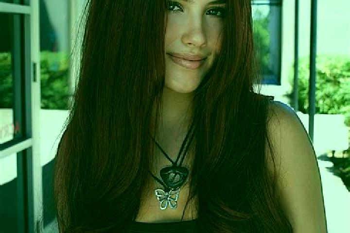 Victoria, 34, a auburn dark-eyed ebony companion based in Senereus. Offering Couples, Overnight, 69. Available for incall and outcall, day and evening dates.