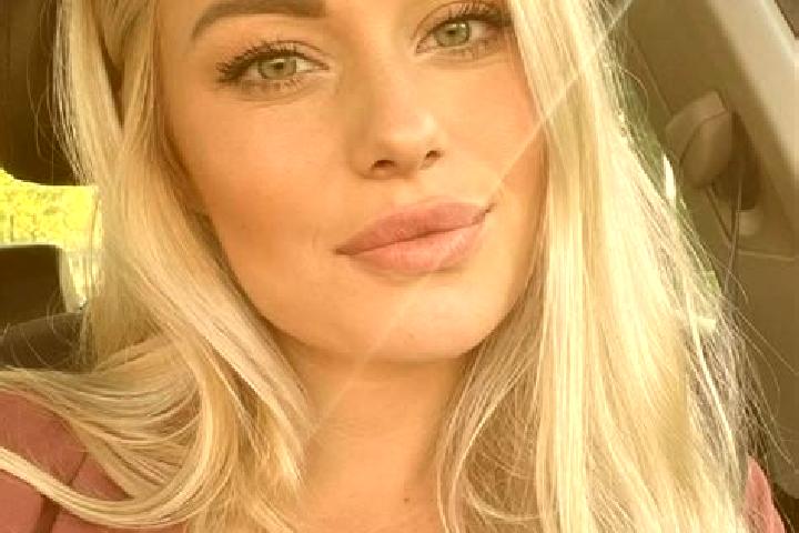Victoria, 34, a blonde hazel-eyed mediterranean companion based in Zhongpai. Offering Striptease, Girlfriend Experience, Fetish. Available for incall and out...