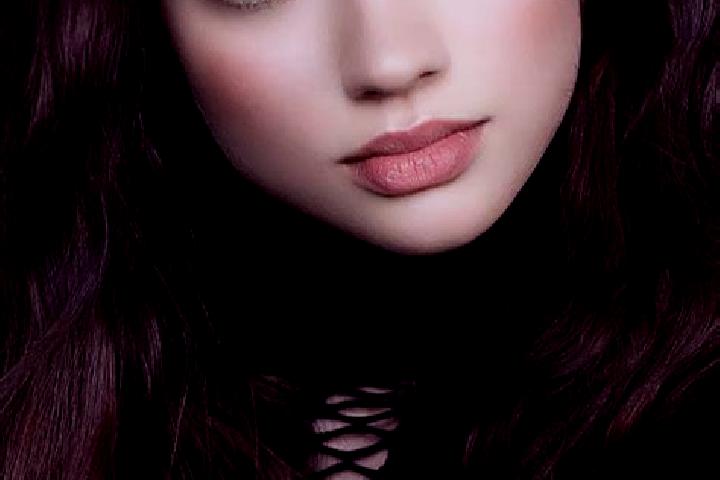 Victoria, 34, a brunette dark-eyed european companion based in Gbonleu. Offering A-Level, Fetish, Dinner Date, OWO, Prostate Massage. Available for incall an...