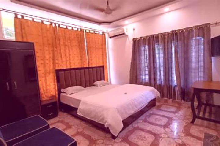 Victoria, 34 — Escort in Bokakhat, India