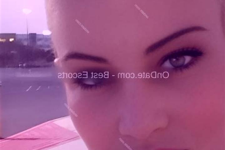 Victoria, 34 — Escort in Girdwood, United States