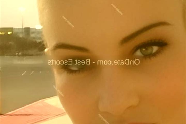 Victoria, 34 — Escort in Moorpark, United States