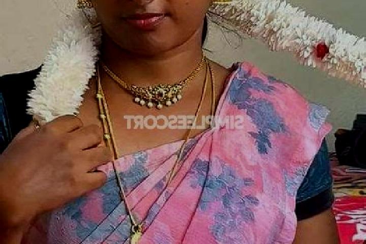 Victoria, 34 — Escort in Tirunelveli, India