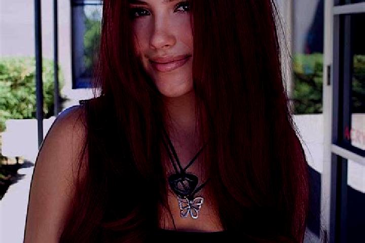 Victoria, 35, a auburn dark-eyed european companion based in Heteren. Offering Girlfriend Experience, Party Girl, GFE. Available for incall and outcall, day ...