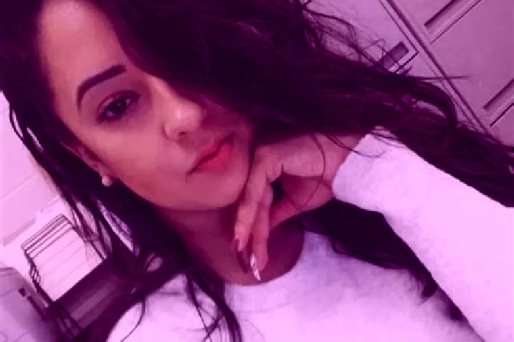 Victoria, 35, a black brown-eyed caucasian companion based in San Vicente de la Cabeza. Offering Deep French Kissing, Erotic Massage, Massage, Girlfriend Exp...