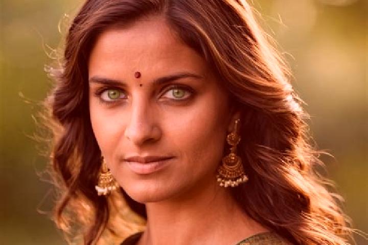 Victoria, 35, a brunette green-eyed indian companion based in Derramadero de Charcas. Offering Fetish, Domination. Available for incall and outcall, day and ...