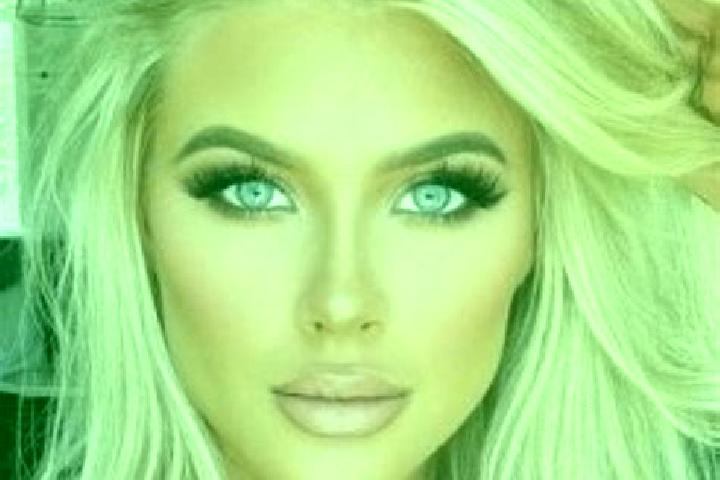 Victoria, 35, a platinum blonde amber-eyed latina companion based in Morciano di Romagna. Offering Roleplay, Erotic Massage, Dinner Date, 69. Available for i...
