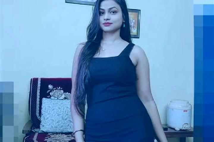 Victoria, 35 — Escort in Kondotty, India