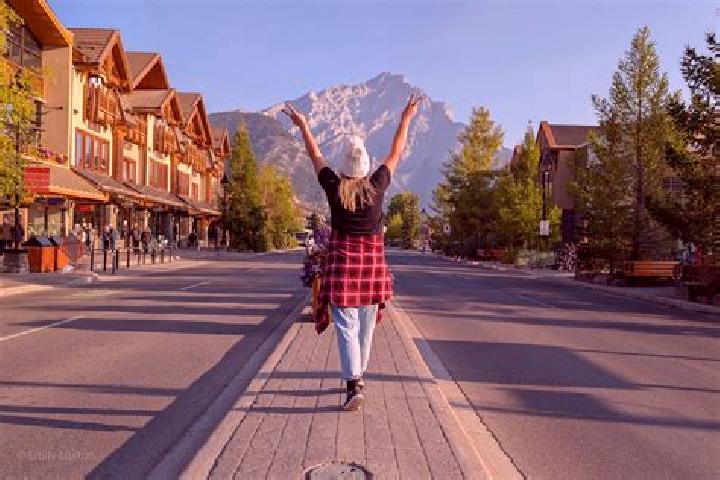 Victoria, 35 — Escort in Little Canada, Canada