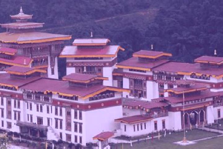 Victoria, 35 — Escort in Pemagatshel, Bhutan
