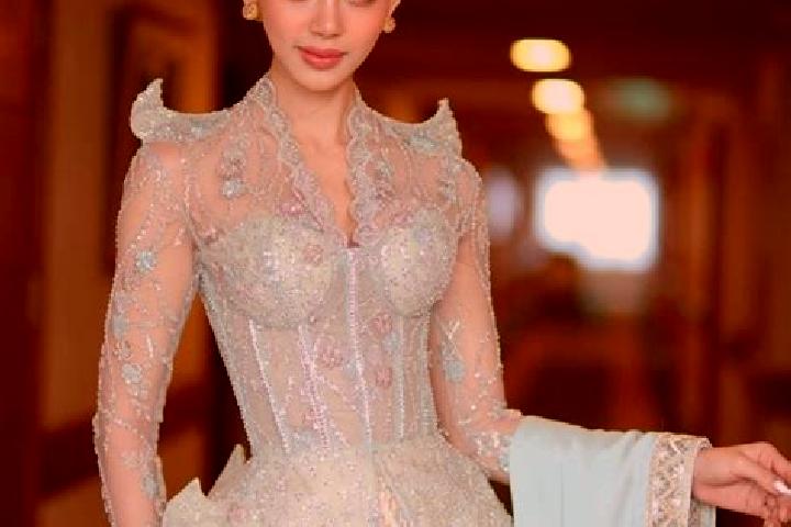 Victoria, 35 — Escort in Sinpon, Myanmar