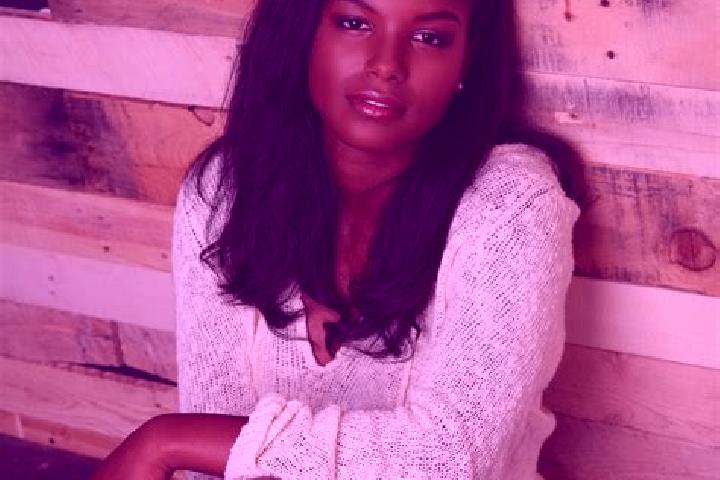 Victoria, 36, a black dark-eyed ebony companion based in White Cloud. Offering Roleplay, 69, Girlfriend Experience, Couples, Party Girl. Available for incall...