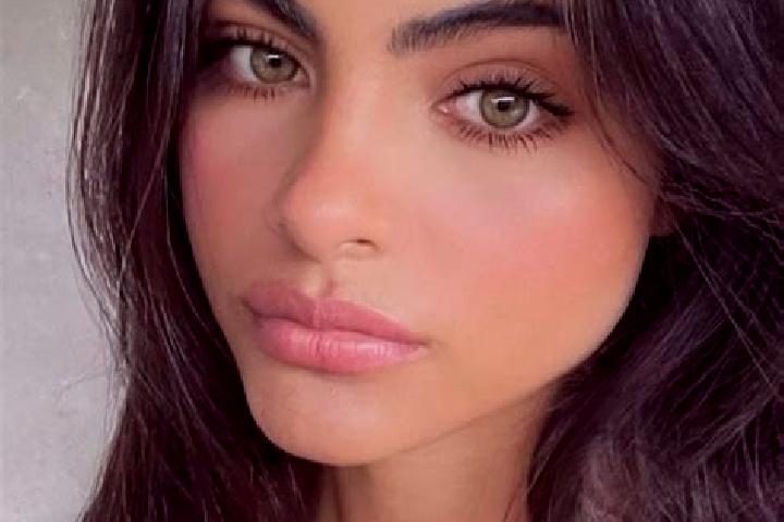 Victoria, 36, a blonde dark-eyed middle eastern companion based in Fes. Offering Tantra, Girlfriend Experience, BDSM. Available for incall and outcall, day a...