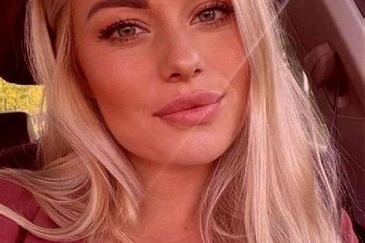 Victoria, 36, a blonde hazel-eyed latina companion based in Xaltepec. Offering Tantra, CIM, 69, Erotic Massage. Available for incall and outcall, overnight b...