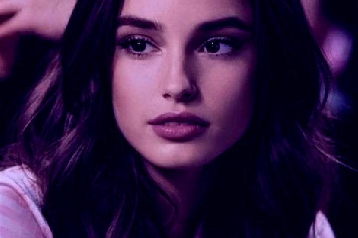 Victoria, 36, a brunette brown-eyed slavic companion based in Rivarossa. Offering Party Girl, Dinner Date, Couples, Travel Companion, Erotic Massage. Availab...