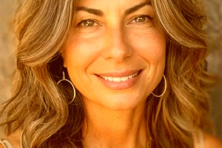 Victoria, 36, a brunette grey-eyed latina companion based in Andaymarca. Offering Duos, BDSM, Domination. Available for incall and outcall, overnight booking...