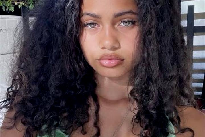 Victoria, 36, a red green-eyed mixed companion based in La Mirra. Offering Travel Companion, OWO, Roleplay. Available for incall and outcall, overnight booki...