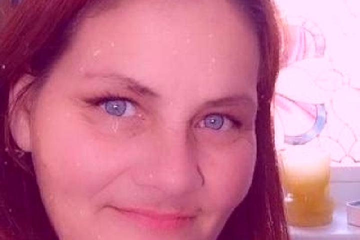 Victoria, 36, a red grey-eyed mediterranean companion based in Langenlebarn-Oberaigen. Offering Domination, GFE, Fetish, Massage. Available for incall and ou...