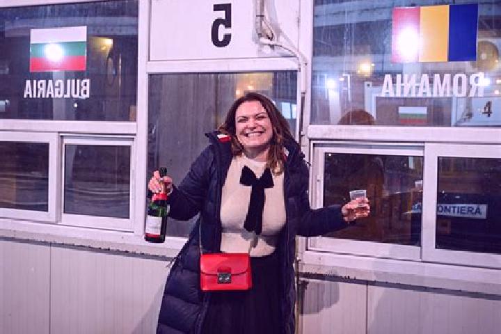 Victoria, 36 — Escort in Alimanesti, Romania