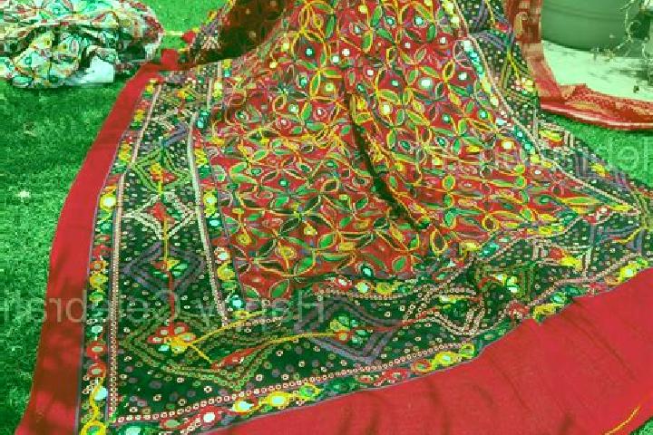 Victoria, 36 — Escort in Garhi Dupatta, Pakistan