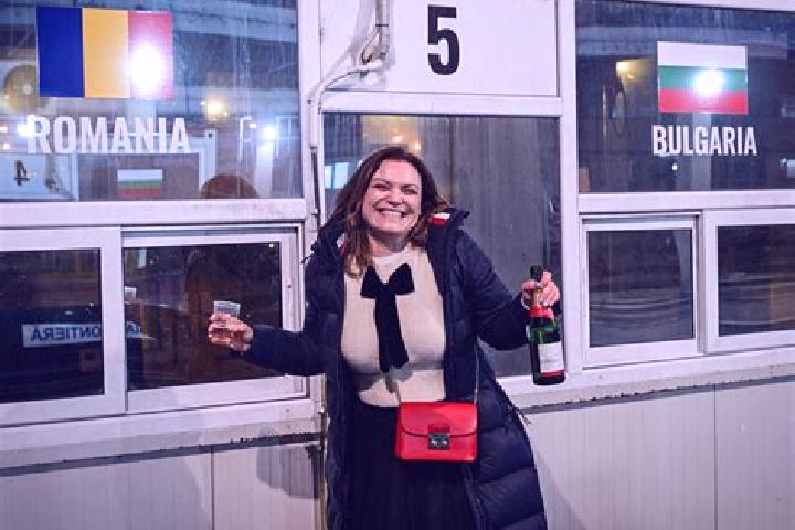 Victoria, 36 — Escort in Ibrianu, Romania
