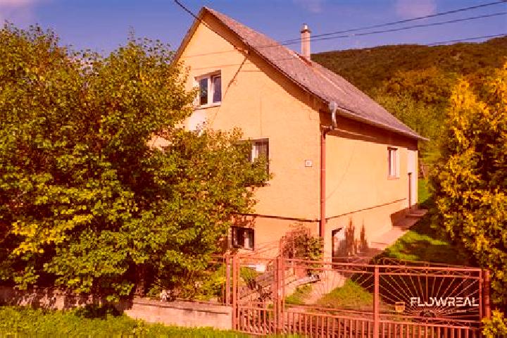 Victoria, 36 — Escort in Kosecke Podhradie, Slovakia