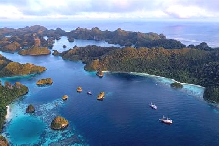 Victoria, 36 — Escort in Krajan Waturoyo, Indonesia