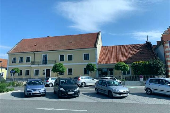 Victoria, 36 — Escort in Langenrohr, Austria