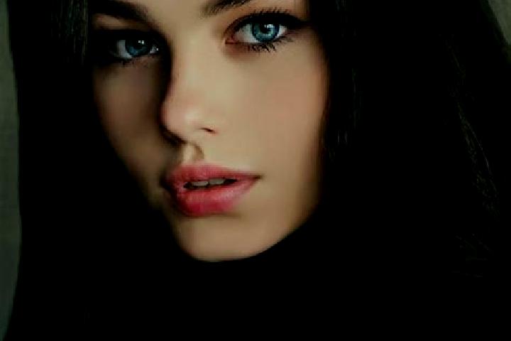 Victoria, 37, a brunette dark-eyed slavic companion based in Nidhrion. Offering CIM, Duos, Erotic Massage. Available for incall and outcall, day and evening ...