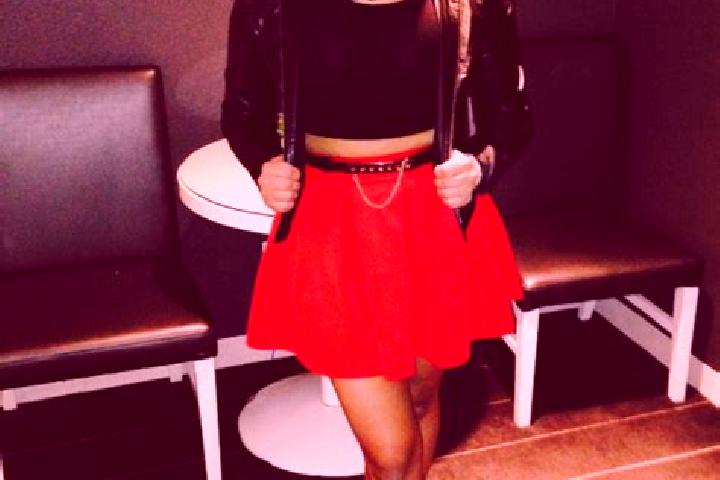 Victoria, 37, a red dark-eyed mediterranean companion based in Moreno. Offering BDSM, Party Girl, Couples. Available for incall and outcall, overnight bookin...