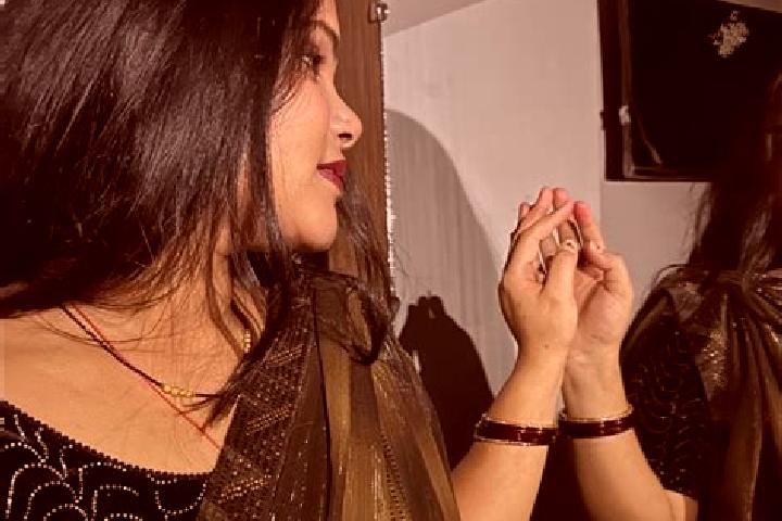 Victoria, 37 — Escort in Ghansor, India