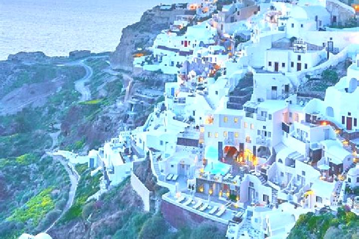 Victoria, 37 — Escort in Platanotopos, Greece