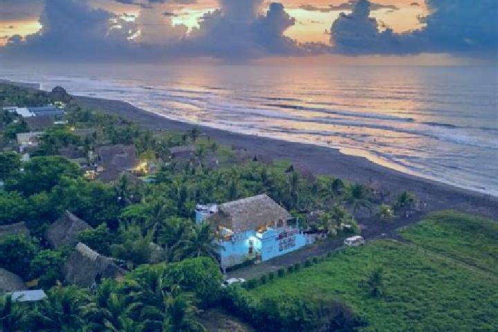 Victoria, 37 — Escort in Playa Grande, Guatemala