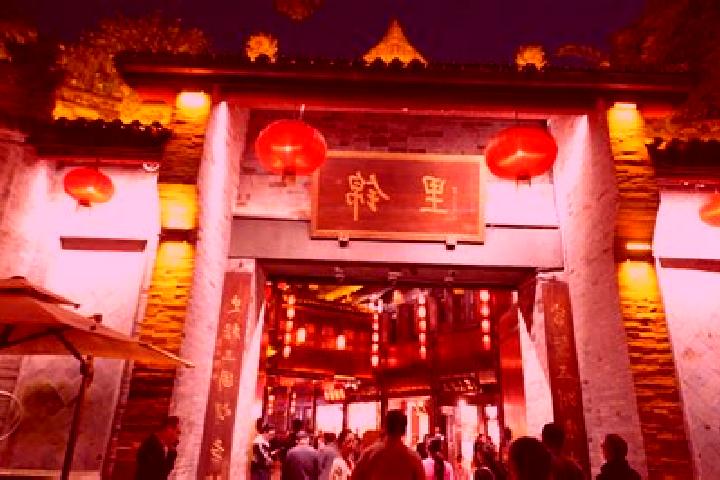 Victoria, 37 — Escort in Tangba, China