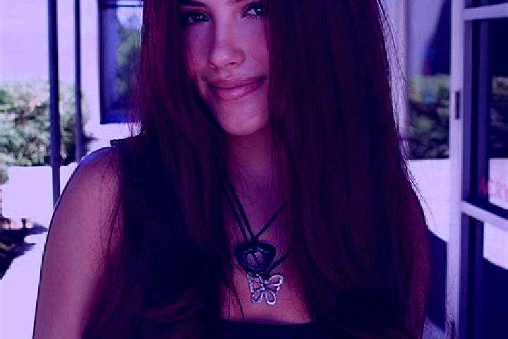 Victoria, 38, a auburn brown-eyed caribbean companion based in Laatzen. Offering Domination, Erotic Massage, Party Girl, Roleplay, Prostate Massage. Availabl...