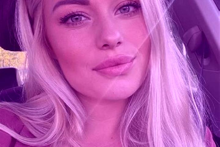 Victoria, 38, a blonde hazel-eyed indian companion based in Lipinki Luzyckie. Offering Fetish, Erotic Massage, Striptease, Travel Companion. Available for in...