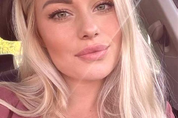 Victoria, 38, a blonde hazel-eyed middle eastern companion based in Sotsmisto. Offering Couples, Travel Companion, CIM. Available for incall and outcall, day...