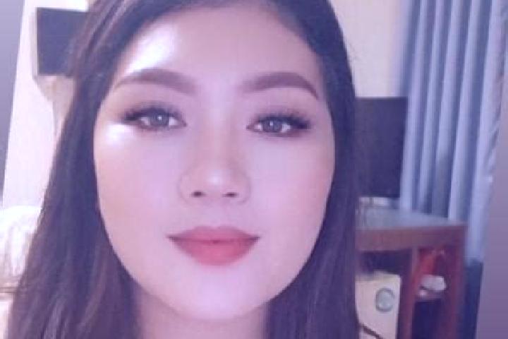 Victoria, 38, a brunette grey-eyed asian companion based in Macalva Norte. Offering Striptease, Deep French Kissing, Roleplay, Overnight, Girlfriend Experien...